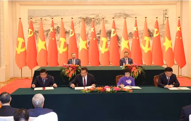 Phát huy truyền thống hữu nghị Việt Nam - Trung Quốc, nâng tầm kết nối chiến lược trong giai đoạn phát triển mới -0