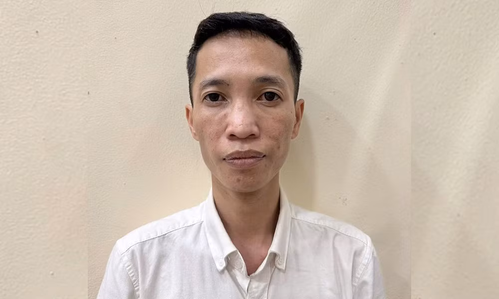 Dùng thủ đoạn mua bán tóc để tạo lệnh chuyển tiền thành công giả, chiếm đoạt hơn 2,1 tỷ đồng -0