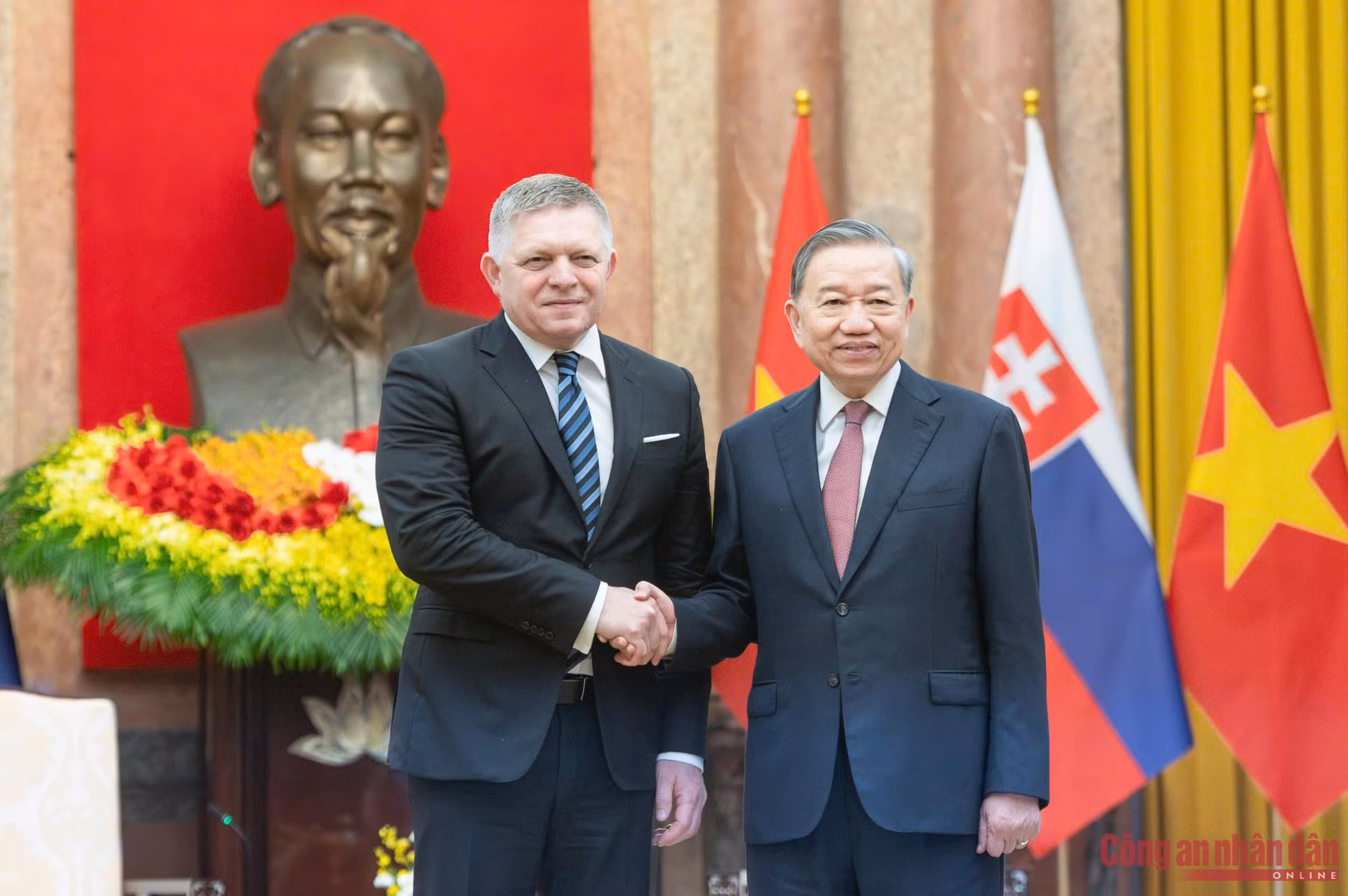 Tổng Bí thư, Chủ tịch nước Tô Lâm tiếp Thủ tướng Cộng hòa Slovakia Robert Fico -0