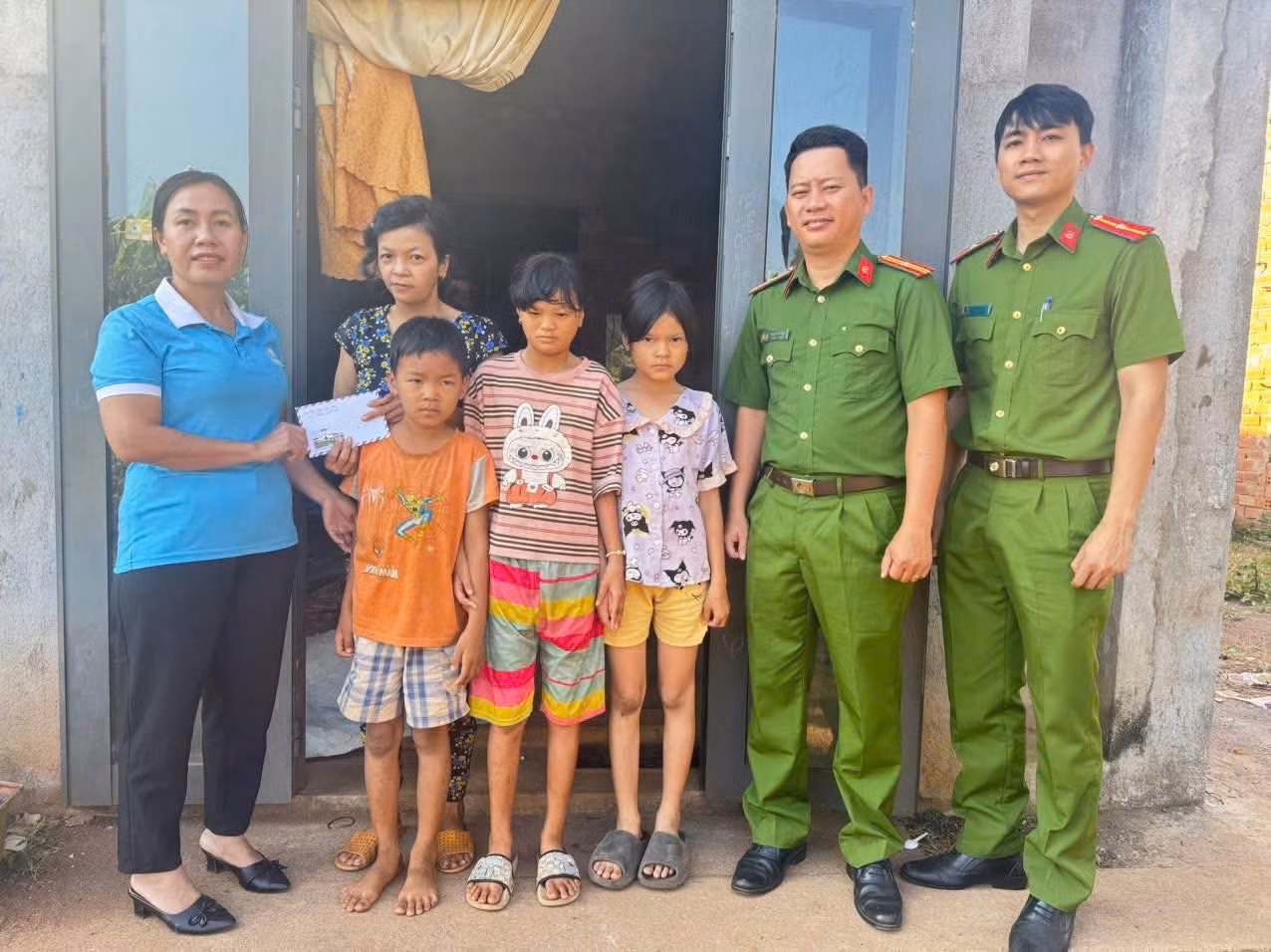 Lan tỏa phong trào thi đua “Ba nhất” từ cơ sở của Công an TP Hồ Chí Minh -0