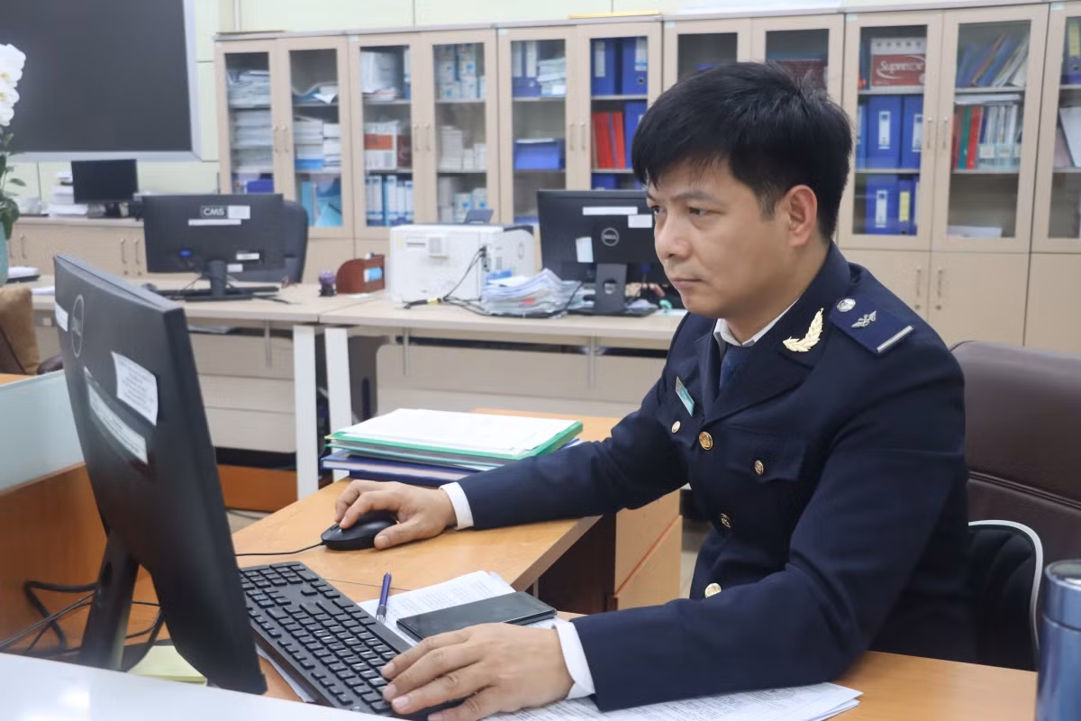 ung-dung-cot-loi-giup-hai-quan-tu-dong-hoa-100-thu-tuc-co-ban-20260317074443.jpg -2