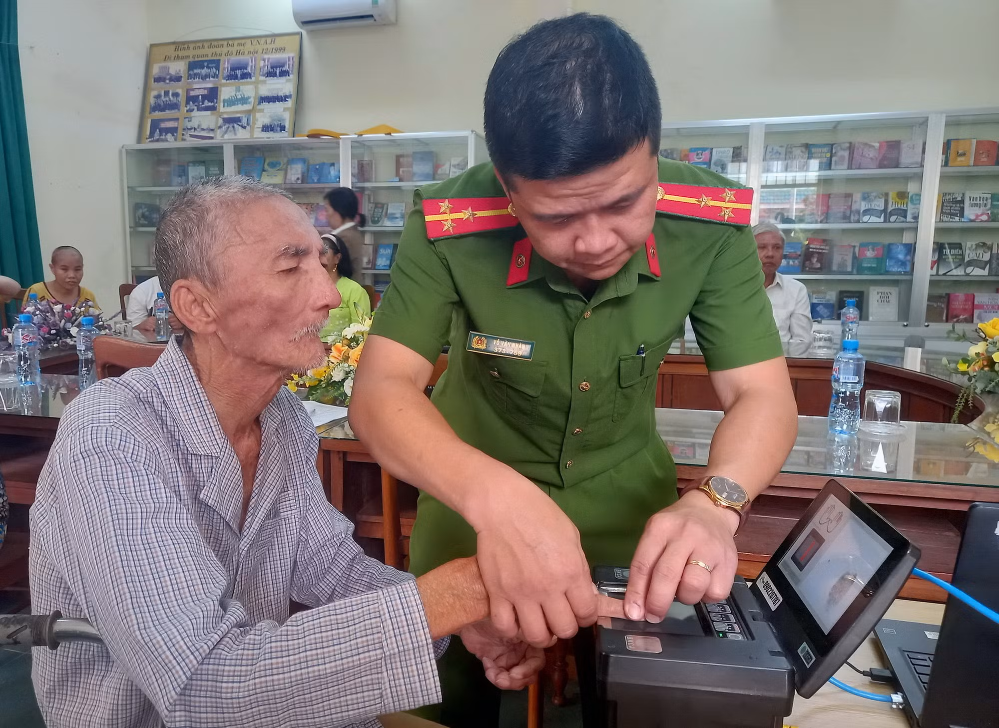 Nỗ lực cấp - đổi căn cước cho những nhân khẩu đặc thù tại cơ sở bảo trợ xã hội phía Đông Đắk Lắk -0