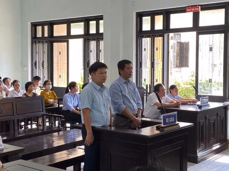 Cựu Giám đốc CDC Huế sắp tiếp tục hầu tòa vì “tuồn” gần 20.000 liều vắc-xin không qua đấu thầu -0