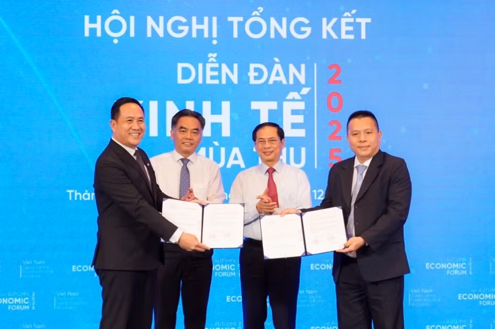 Kết nối nhân lực tài chính và kiều bào: Bước đi chiến lược thúc đẩy kinh tế tài chính xanh -0