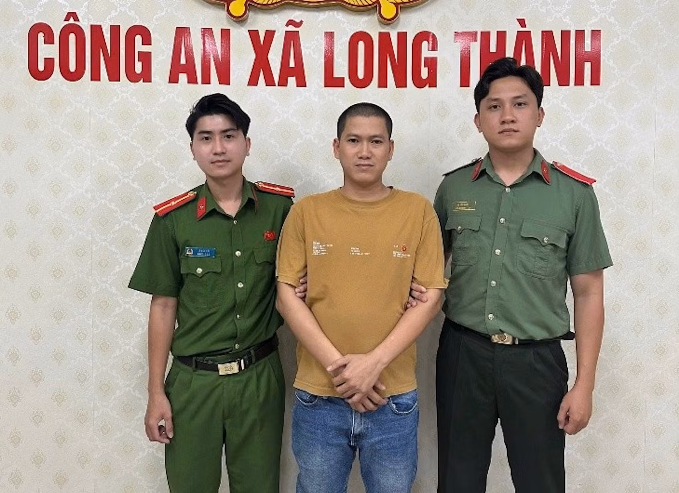 Xóa điểm cho vay “tín dụng đen” với lãi suất 260,7% mỗi năm -0