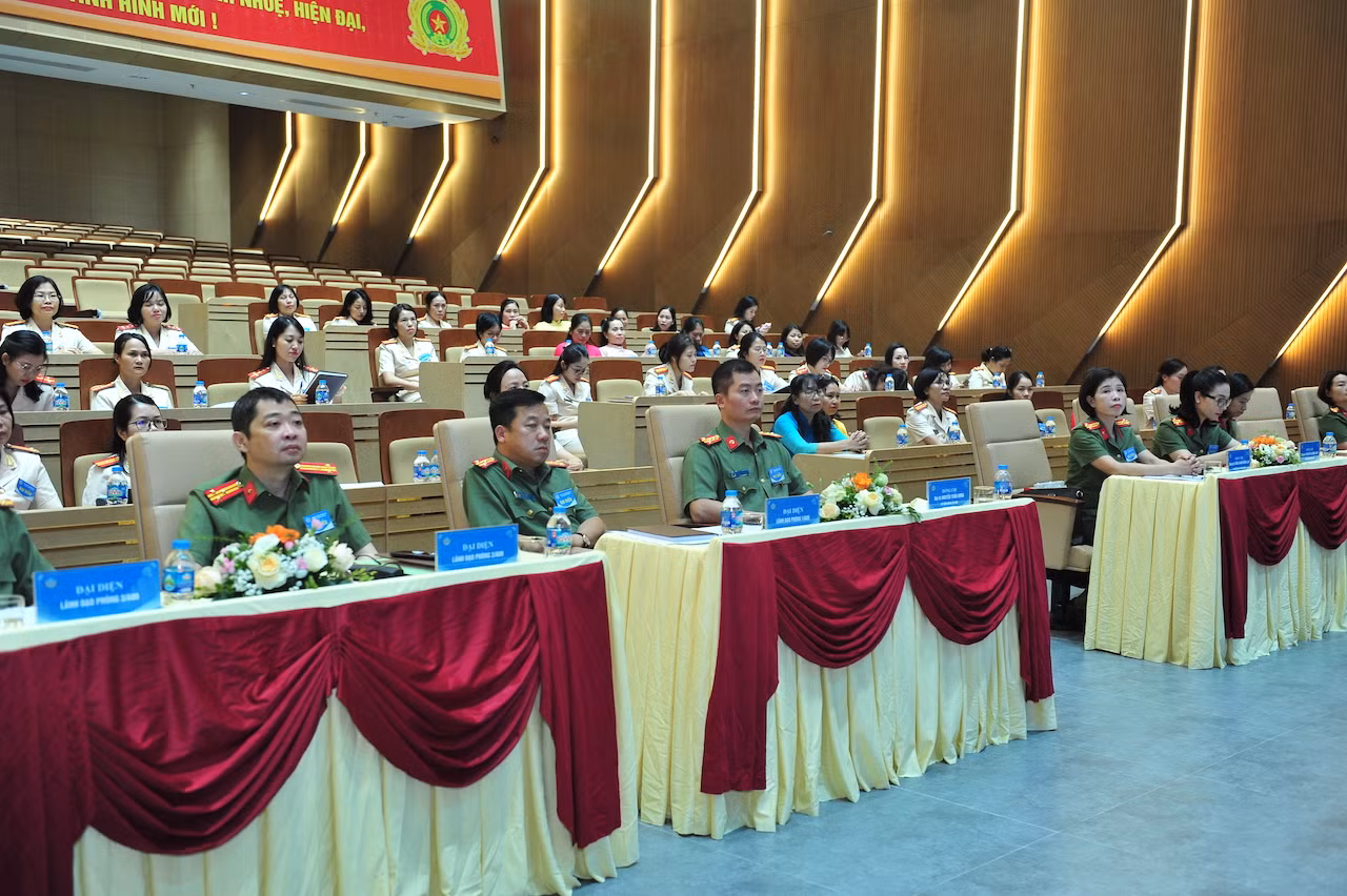 Bản lĩnh chính trị vững vàng của nữ chiến sĩ An ninh điều tra tra -0