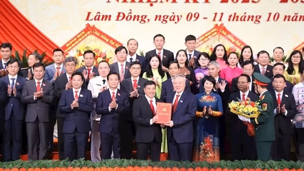 Đồng chí Y Thanh Hà Niê Kđăm được Bộ Chính trị chỉ định làm Bí thư Tỉnh ủy Lâm Đồng