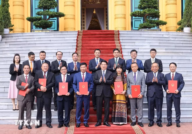 Chủ tịch nước: Các Đại sứ phải làm tốt công tác bảo hộ công dân Việt Nam -0
