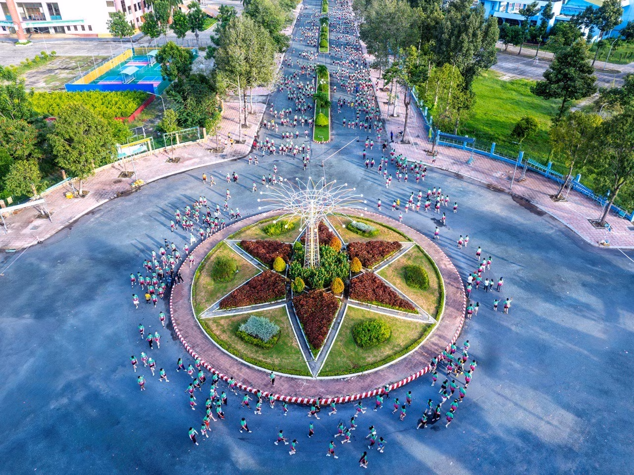 12.000 runner về đích, VPBank Đất Sen Hồng Music Marathon 2025 kết thúc ấn tượng -0