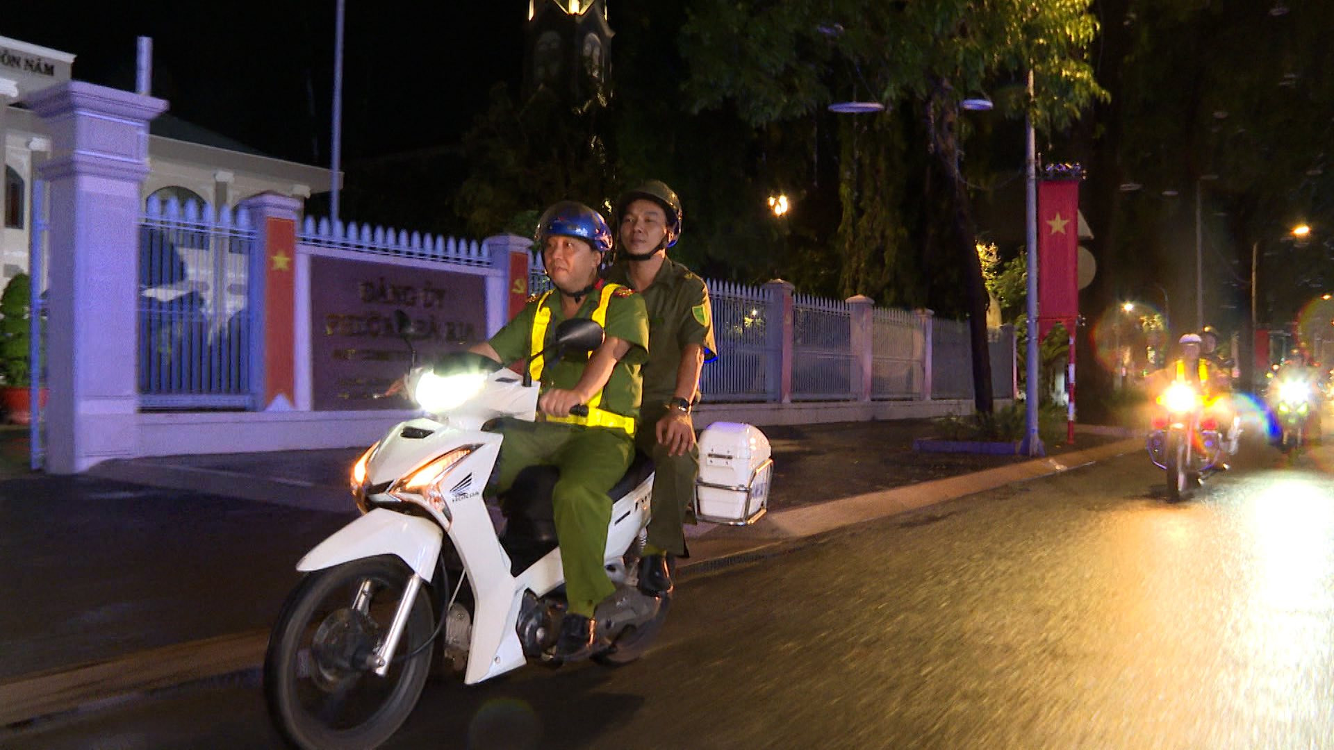 Giữ vững bình yên thành phố - bảo đảm ANTT phục vụ Đại hội Đảng bộ TP Hồ Chí Minh -6