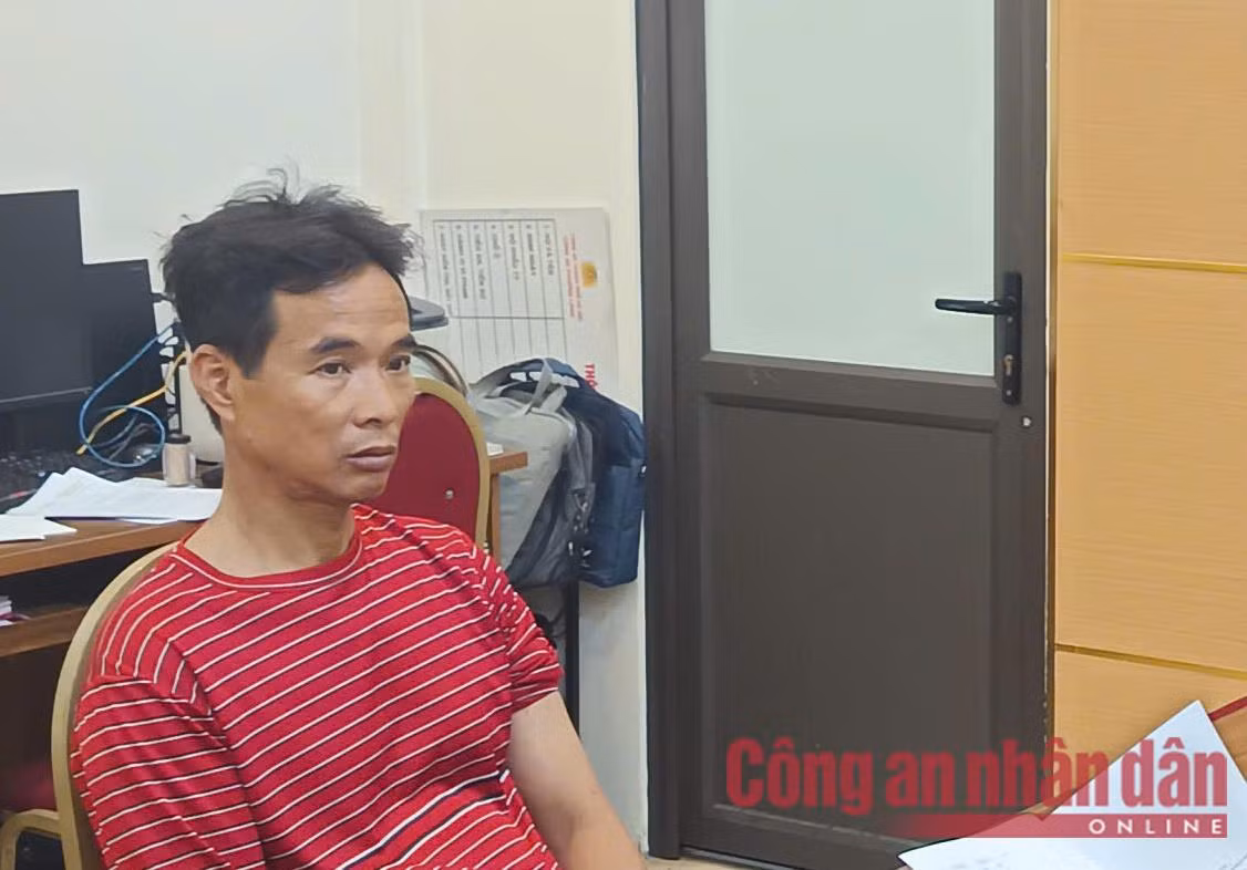 Khởi tố chủ nhà hai lần đốt rác trên tầng thượng gây cháy lan tại đường Đê La Thành -0