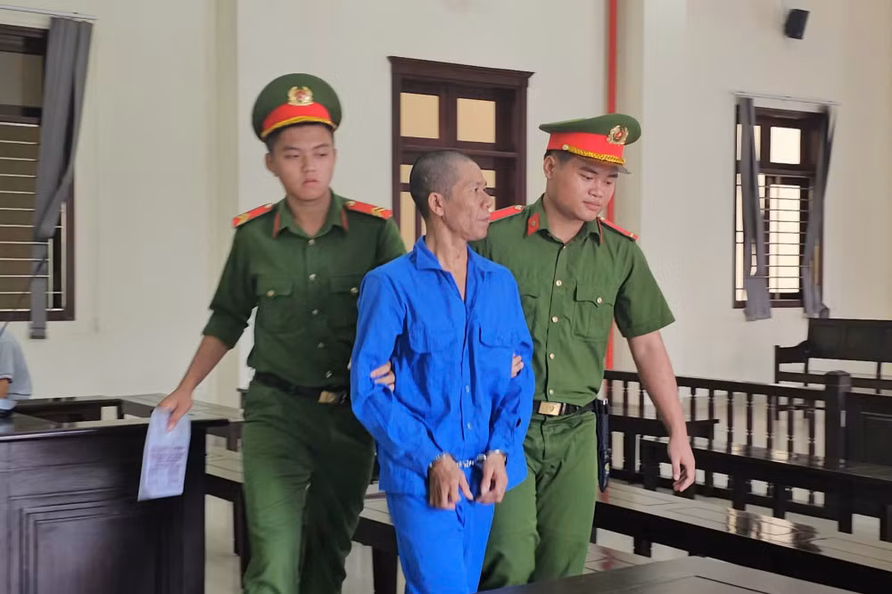 Gã bán cháo lòng lãnh án chung thân vì sát hại chị bán thịt heo -0