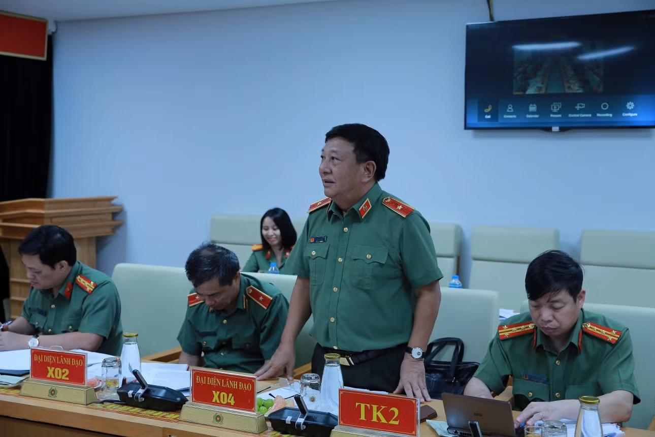 Giao ban khối cơ quan tham mưu, giúp việc của Đảng ủy Công an Trung ương -1