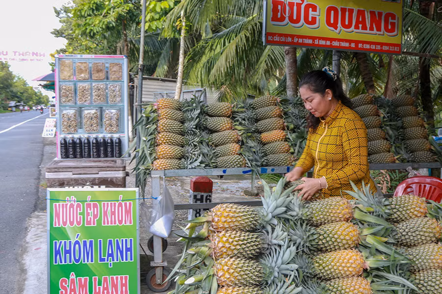 Xuôi về Miệt Thứ -0