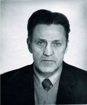 1- adolf tolkachyov.jpg -0