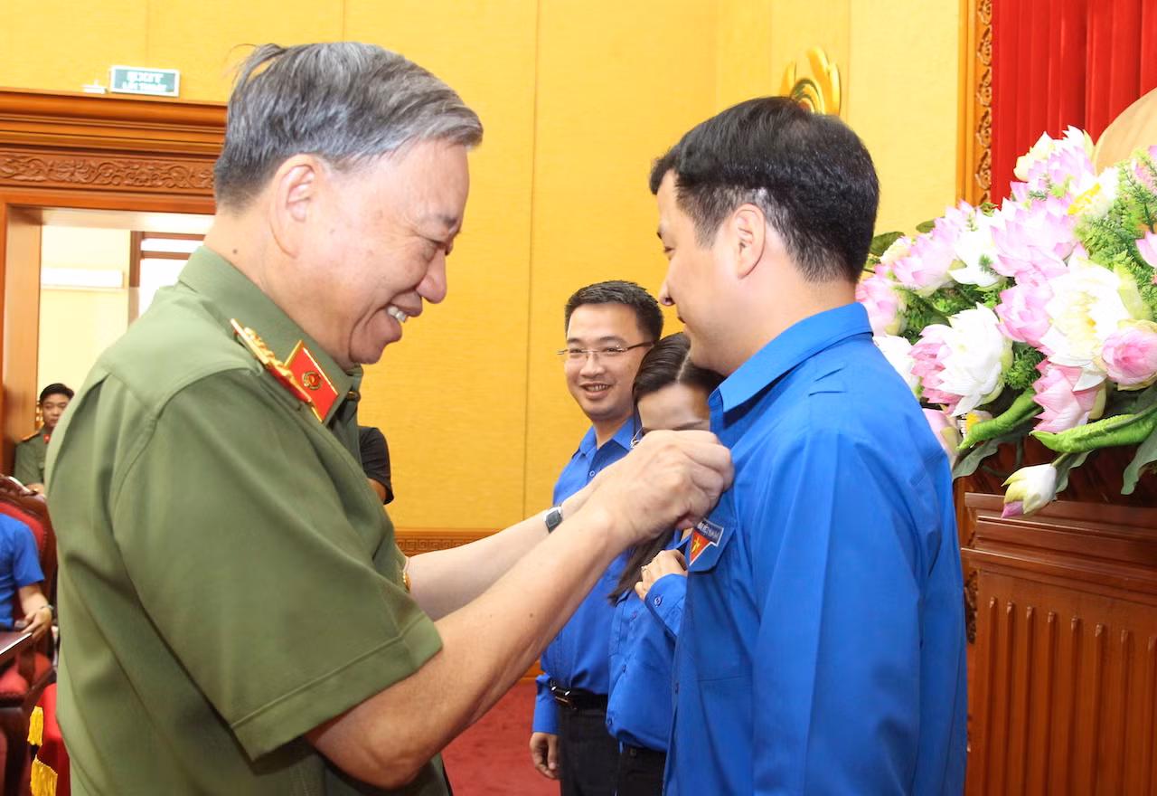 Xây dựng xã hội lành mạnh, an ninh, an toàn để thanh niên đóng góp tích cực phát triển kinh tế -0