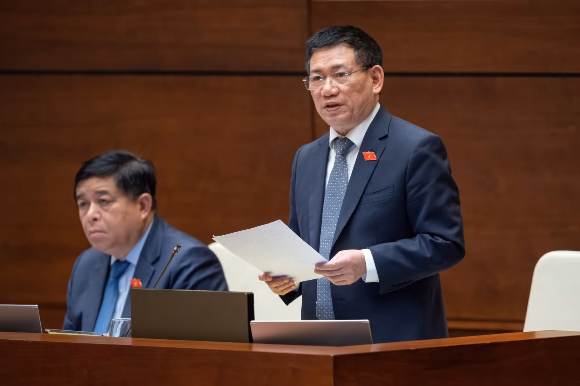 Đại biểu đề xuất sử dụng 1 triệu tỷ tồn dư, Bộ trưởng Bộ Tài chính nói gì? -0