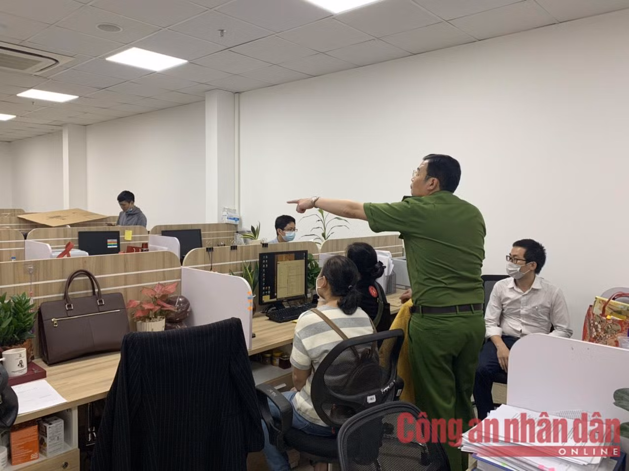Khám xét Công ty Cổ phần Tiến bộ Quốc tế AIC (Tập đoàn AIC Group) -5