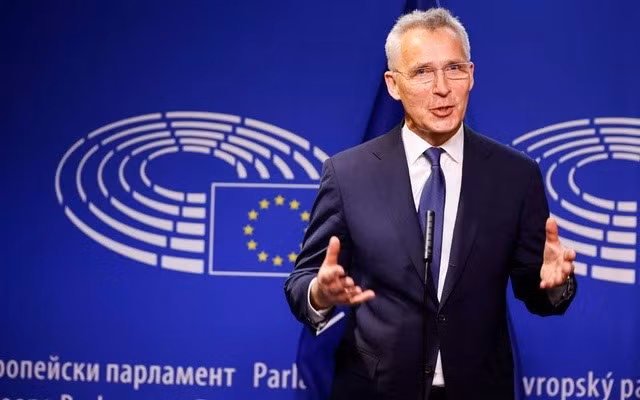 Mỹ, NATO sẵn sàng hỗ trợ dài hạn cho Ukraine -0
