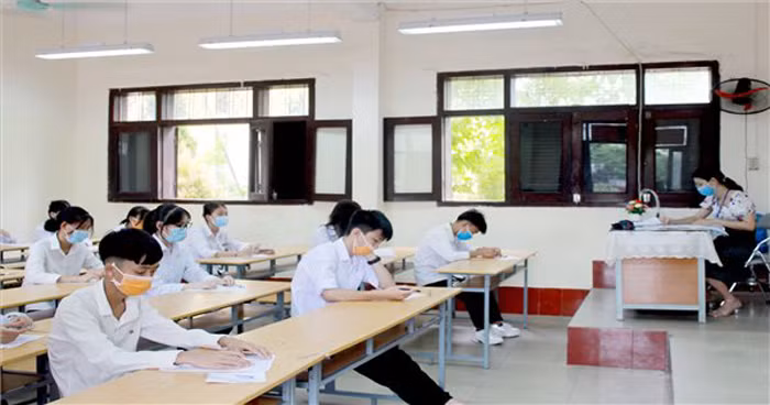 Không bắt buộc đăng ký môn ngoại ngữ được học ở bậc THCS khi thi vào lớp 10 -0