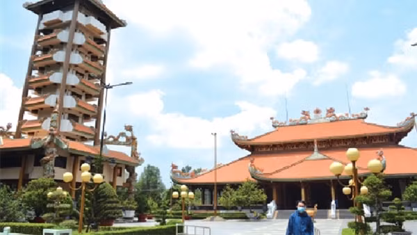 Tháng 4 ở vùng “đất thép” huyền thoại