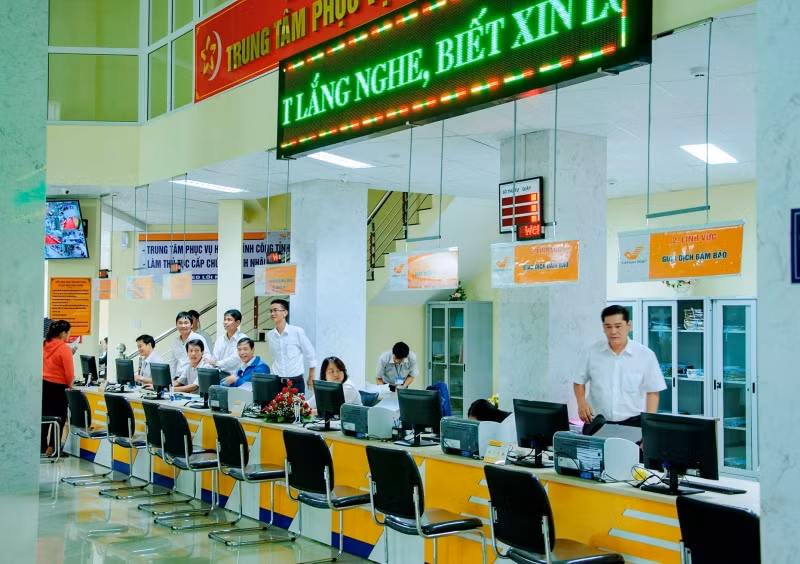 Sẽ chuyển giao một số nhiệm vụ hành chính công cho bưu điện -0