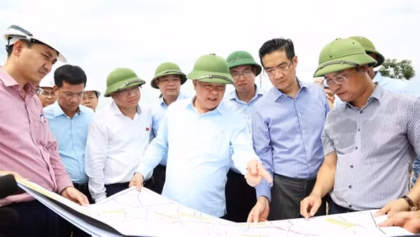 Hà Nội phấn đấu hoàn thành giải phóng mặt bằng đường Vành đai 4 trong năm 2023