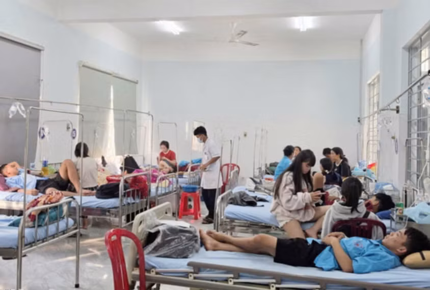 Sở Y tế Đắk Lắk thông tin về vụ 83 người bị ngộ độc thực phẩm sau ăn bánh mì -0