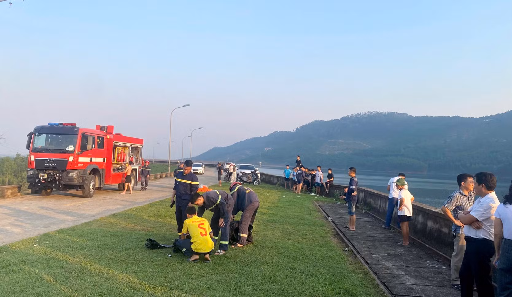 Chưa đến kỳ nghỉ hè, đã gióng hồi chuông cảnh báo về đuối nước -0