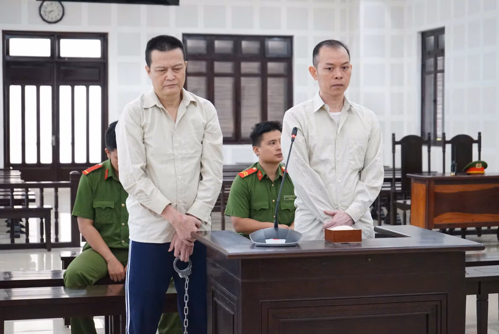 Hai Kiến trúc sư “Vẽ” dự án trên giấy, dựng hồ sơ giả lừa chiếm đoạt 3,3 tỉ đồng -0