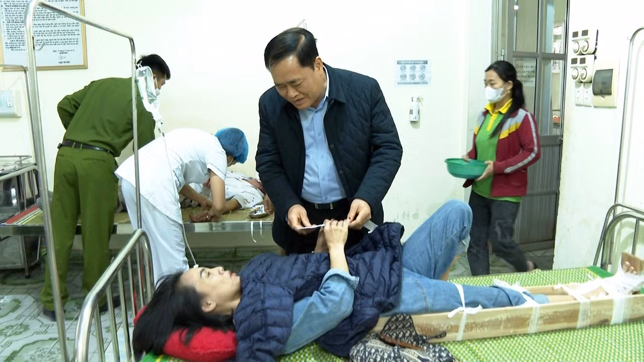 Lãnh đạo tỉnh Lạng Sơn kịp thời thăm hỏi, hỗ trợ các nạn nhân vụ TNGT -0
