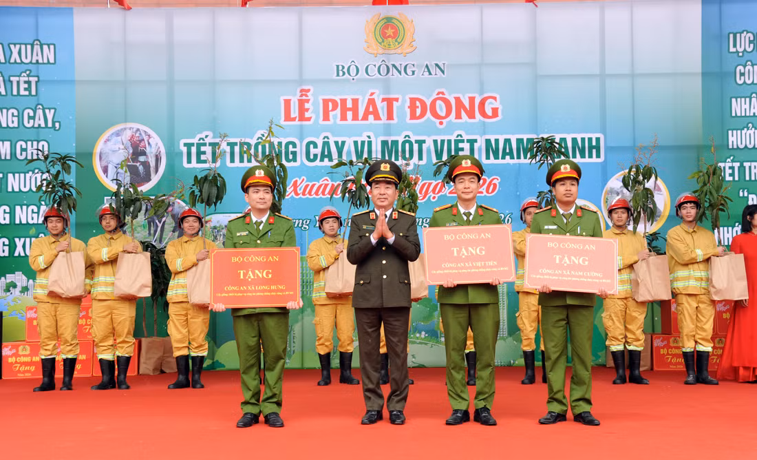 Bộ Công an phát động Tết trồng cây năm 2026 - Vì một Việt Nam xanh. -0