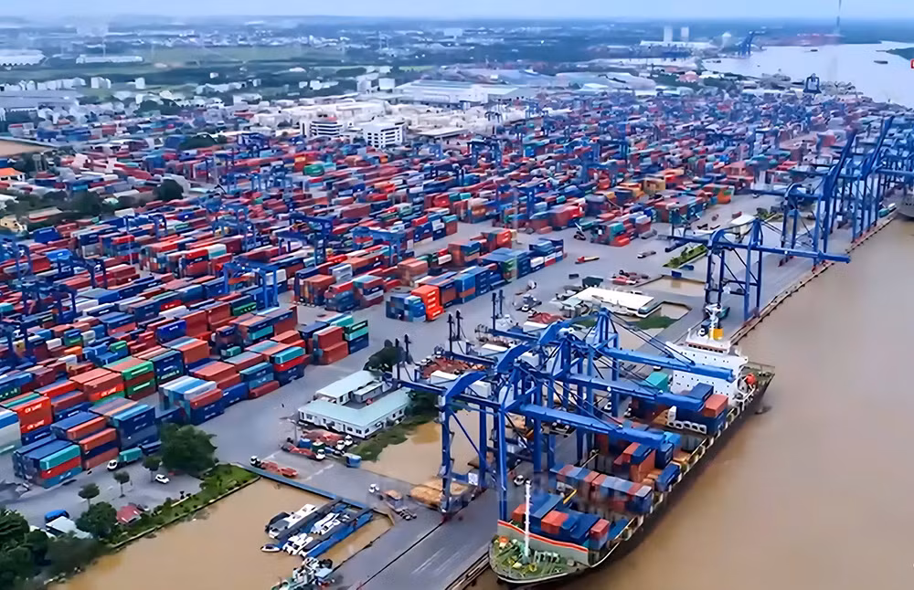 logistic 1.jpg -0