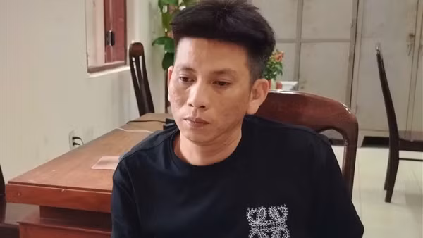Nửa đêm hành hung bạn gái tử vong tại nhà trọ rồi đi tự thú