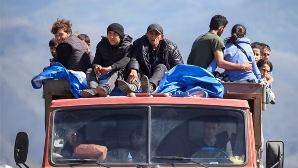 Phe ly khai ở Nagorno-Karabakh giải tán chính quyền