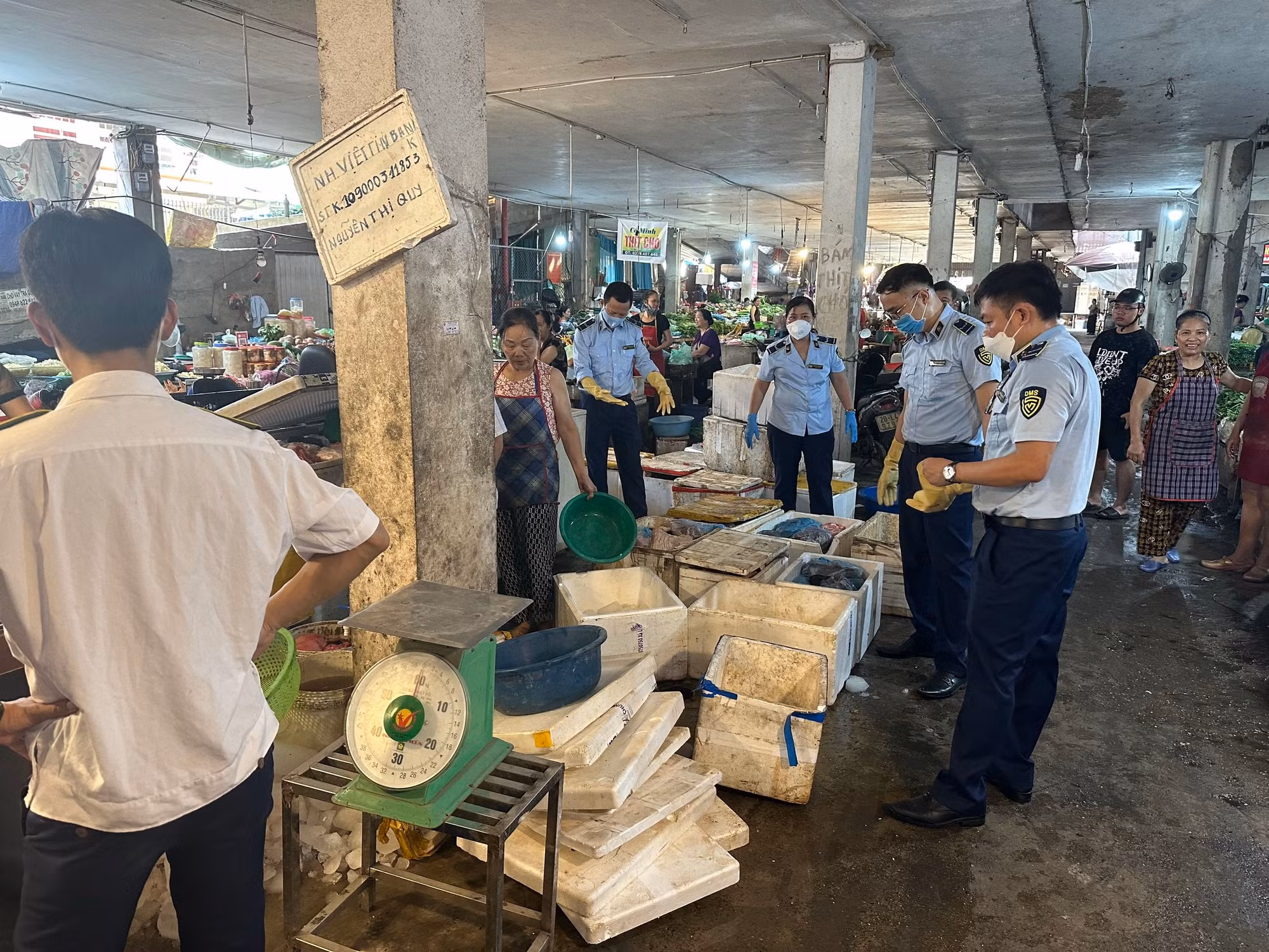 Ngăn chặn và tiêu huỷ kịp thời gần 3 tấn thịt lợn không đảm bảo an toàn thực phẩm -0