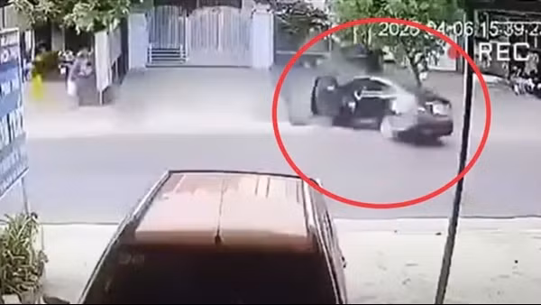 Khởi tố người đàn ông có nồng độ cồn lùi ô tô gây tai nạn chết người