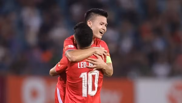 CLB Bóng đá Công an Hà Nội lần đầu chiếm ngôi đầu bảng V.league 2025/2026
