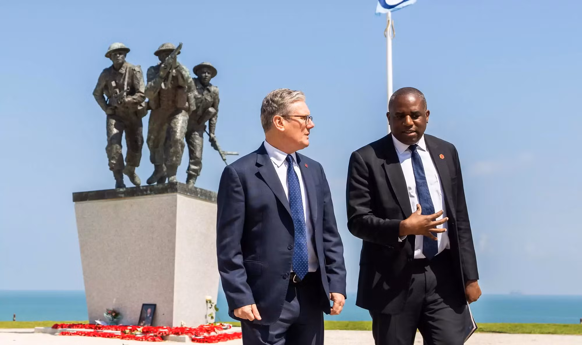 Anh: Sóng gió vẫn bủa vây năm đầu nhiệm kỳ của Thủ tướng Keir Starmer -3