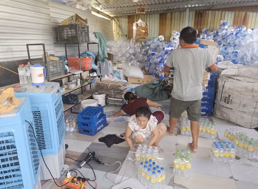 Biến axit axetic công nghiệp thành giấm ăn, tiêu thụ hơn 1.000 lít mỗi ngày -0