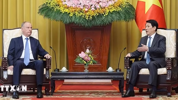 Chủ tịch nước tiếp Trợ lý Tổng thống Nga, Chủ tịch Hội đồng Biển Liên bang Nga