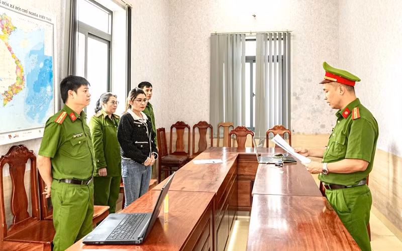 Bắt đối tượng giả chạy án, chiếm đoạt 1,3 tỷ đồng -0