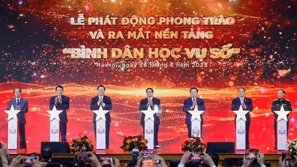 Thông lệnh thực tiễn từ "Bình dân học vụ số"