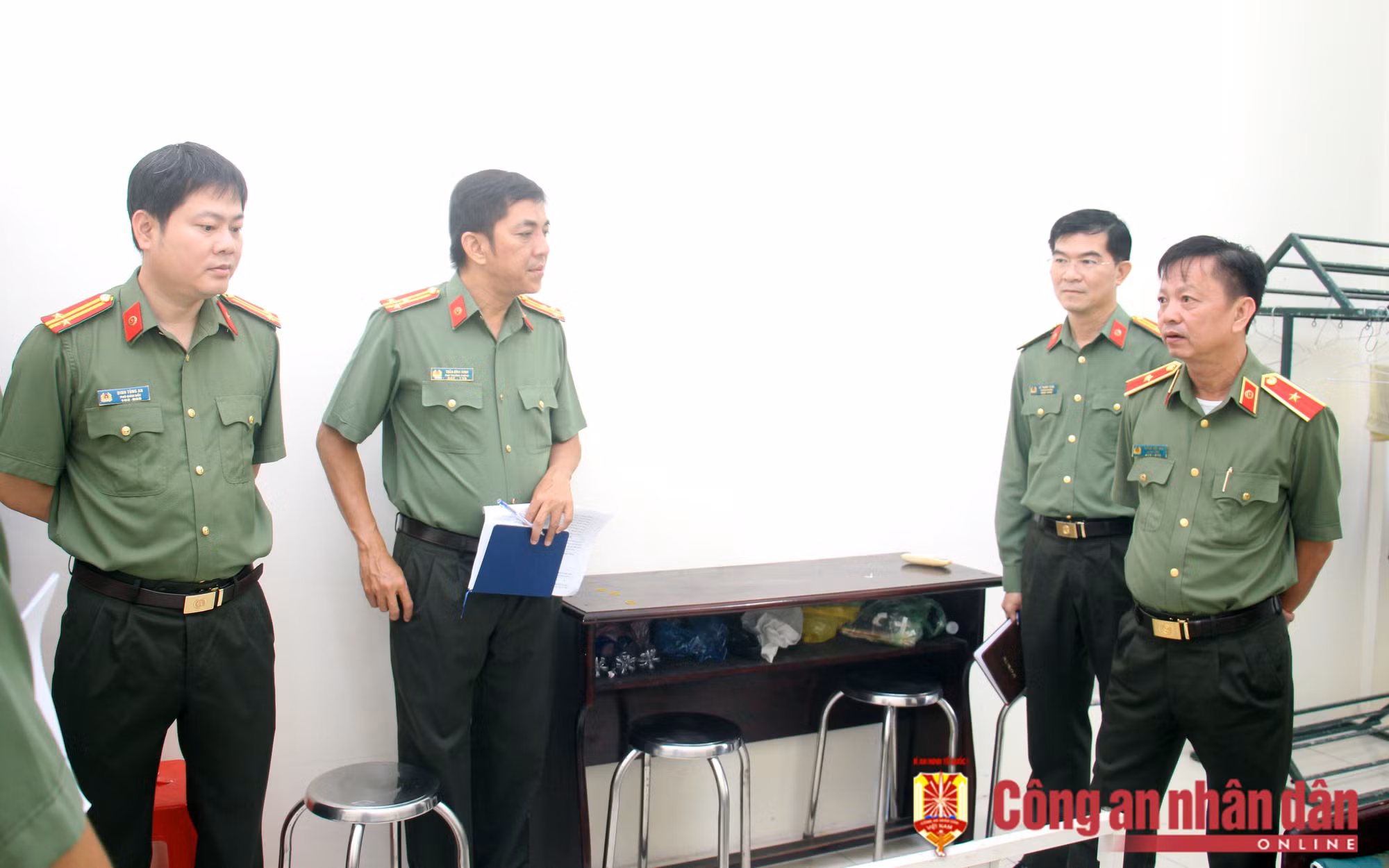 Quan tâm, bố trí nơi ăn ở cho CBCS đến Cần Thơ công tác -1