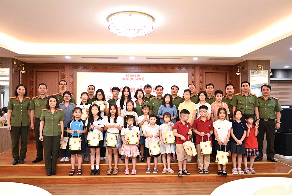 Tiếp nối truyền thống hiếu học trong lực lượng Cảnh vệ -0