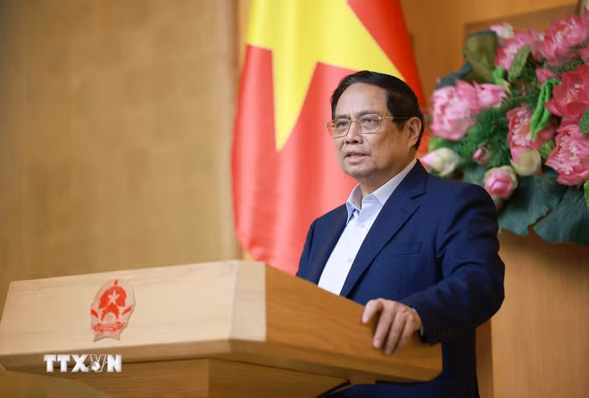 Thủ tướng: Phấn đấu từ 27/7/2025 không còn người có công nào phải ở trong nhà tạm -0