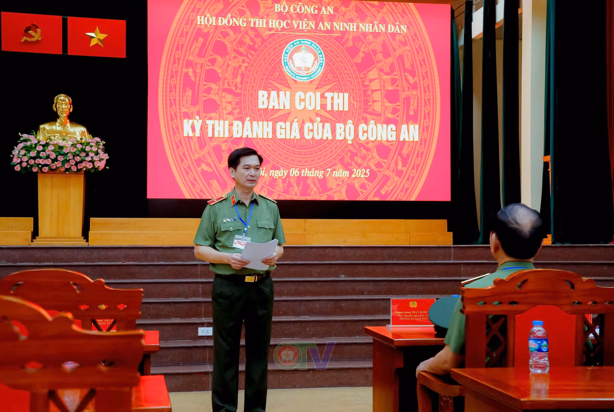 Thứ trưởng Trần Quốc Tỏ kiểm tra công tác tổ chức Kỳ thi đánh giá của Bộ Công an năm 2025 -0
