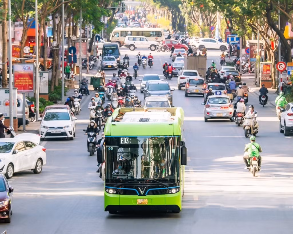 Tăng tốc kết nối giao thông công cộng sau sáp nhập -0