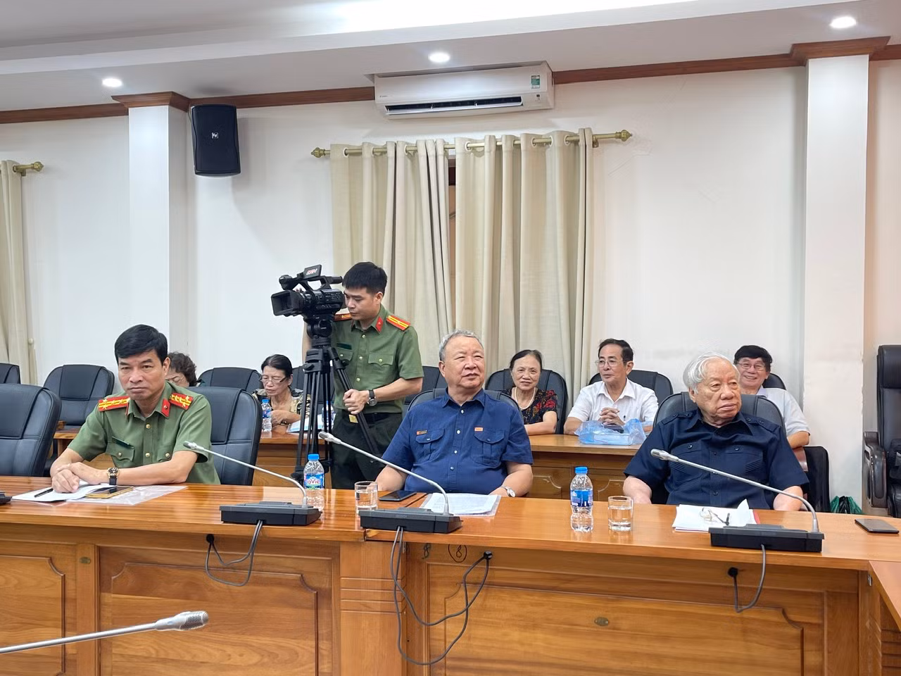 Ban liên lạc Công an chi viện chiến trường miền Nam với nhiều hoạt động thiết thực, ý nghĩa -0