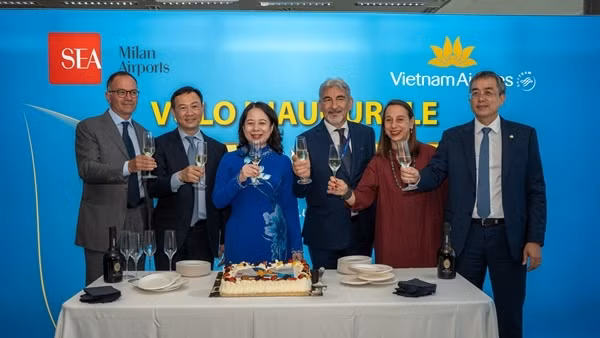 Phó Chủ tịch nước Võ Thị Ánh Xuân tham dự lễ khai trương đường bay thẳng Hà Nội - Milan
